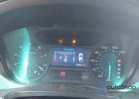 2011 Ford Explorer z USA, uszkodzony, nr VIN 1FMHK7B86BGA14726